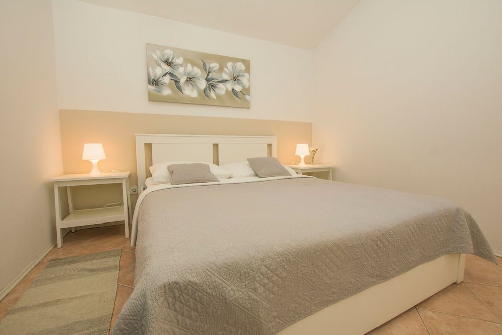 Apartments Josip 3