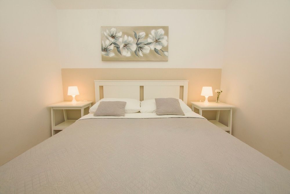 Apartments Josip 2