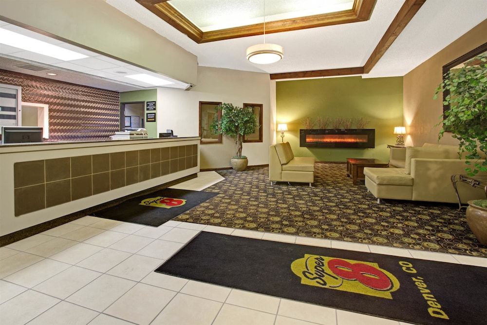 Super 8 by Wyndham Wheat Ridge/Denver West 3