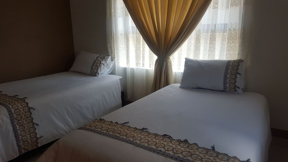 Room in House - Patzerella's Cozy Nest 3