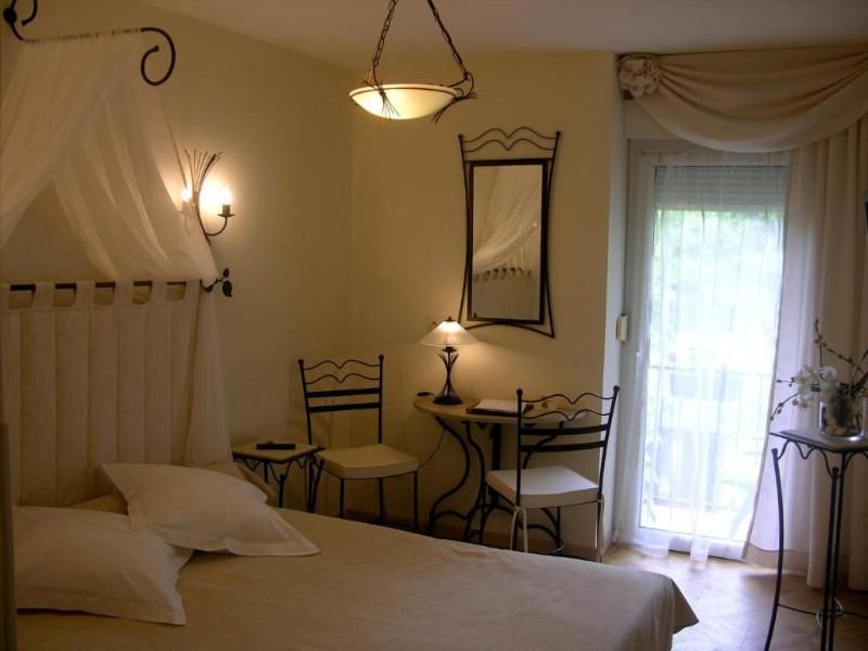 Logis Hotel Les Norias 3