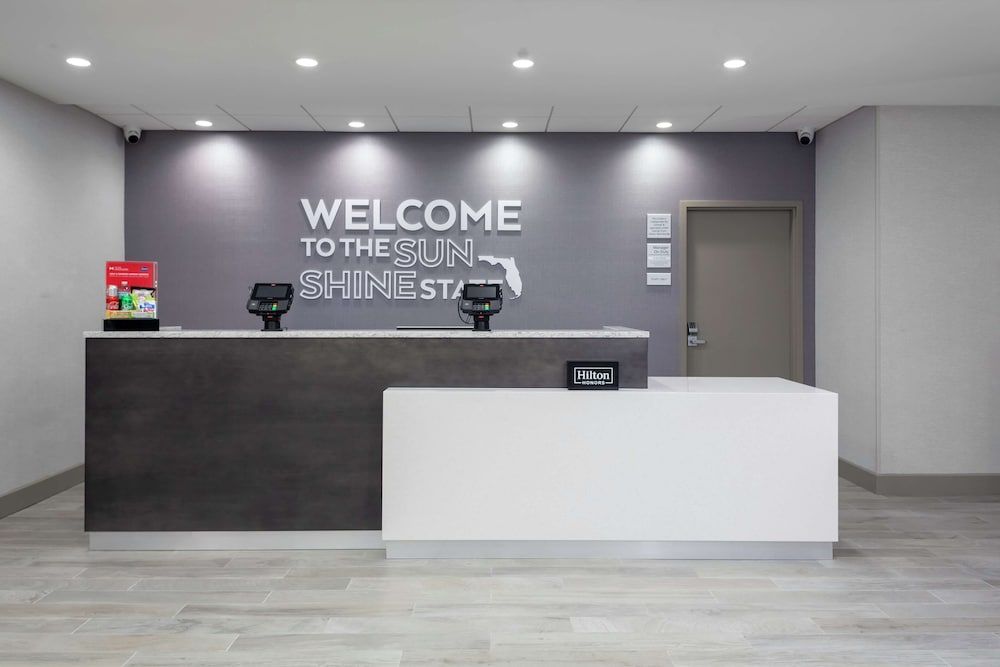 Hampton Inn Dunedin 2