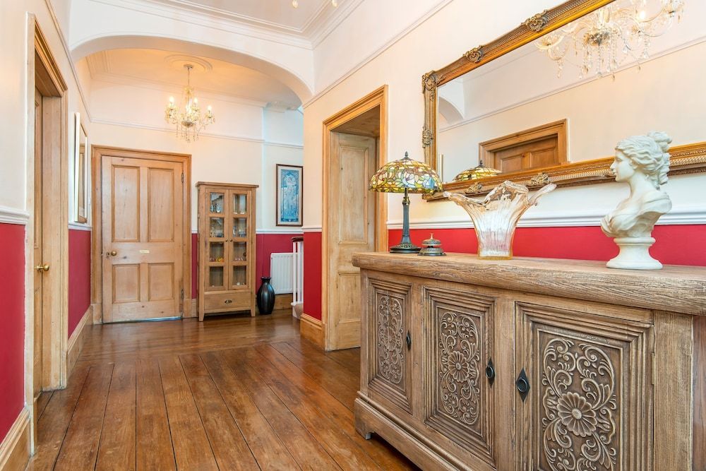 Llys Aeron Guest House 3