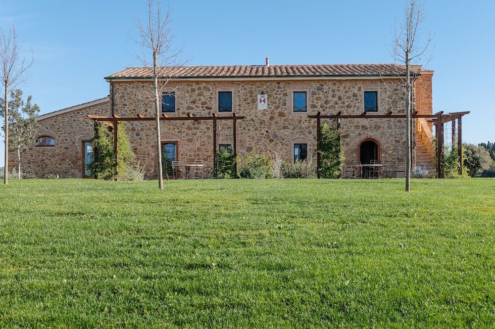 Agriturismo La Lungagnola -1 estrellas en Casalappi