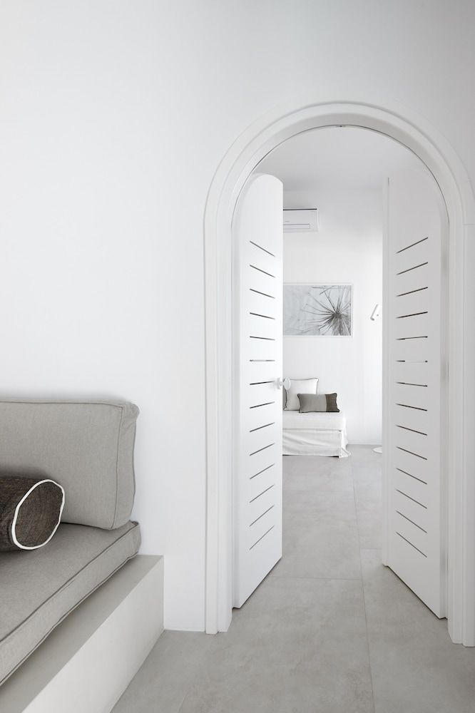 Le Blanc Nest 2