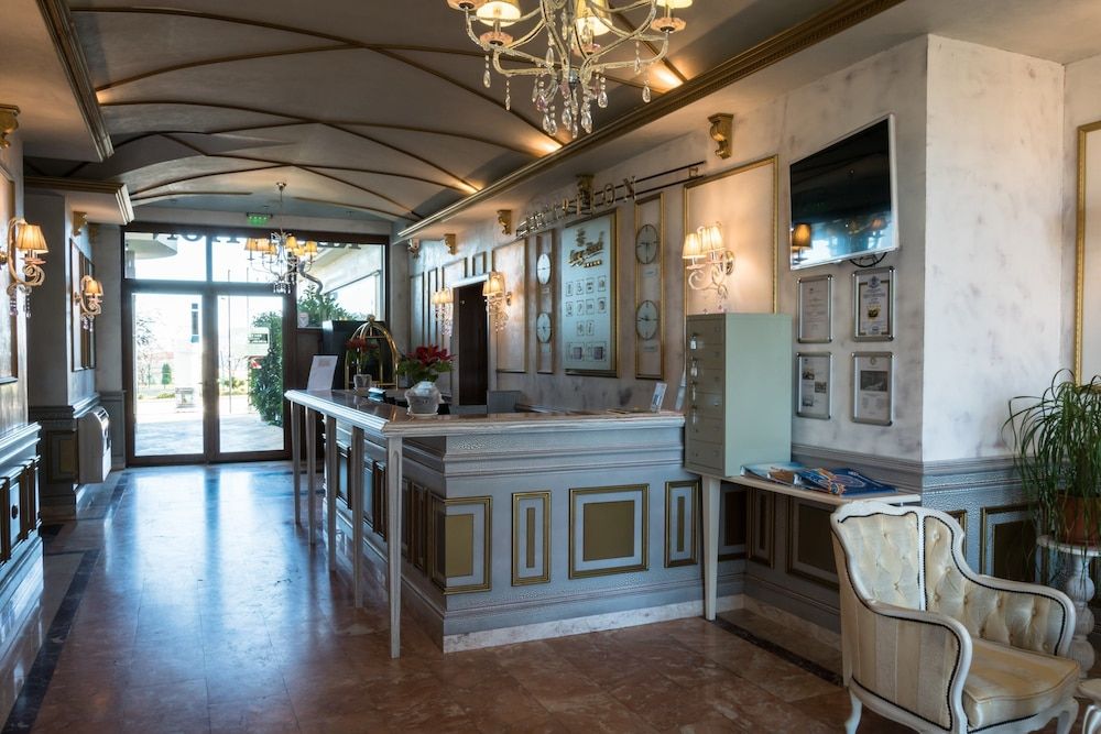Long Beach Resort & Spa 3