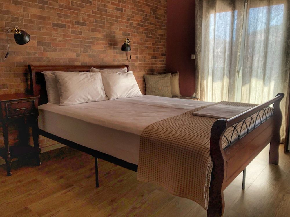 Guesthouse Monopati 3