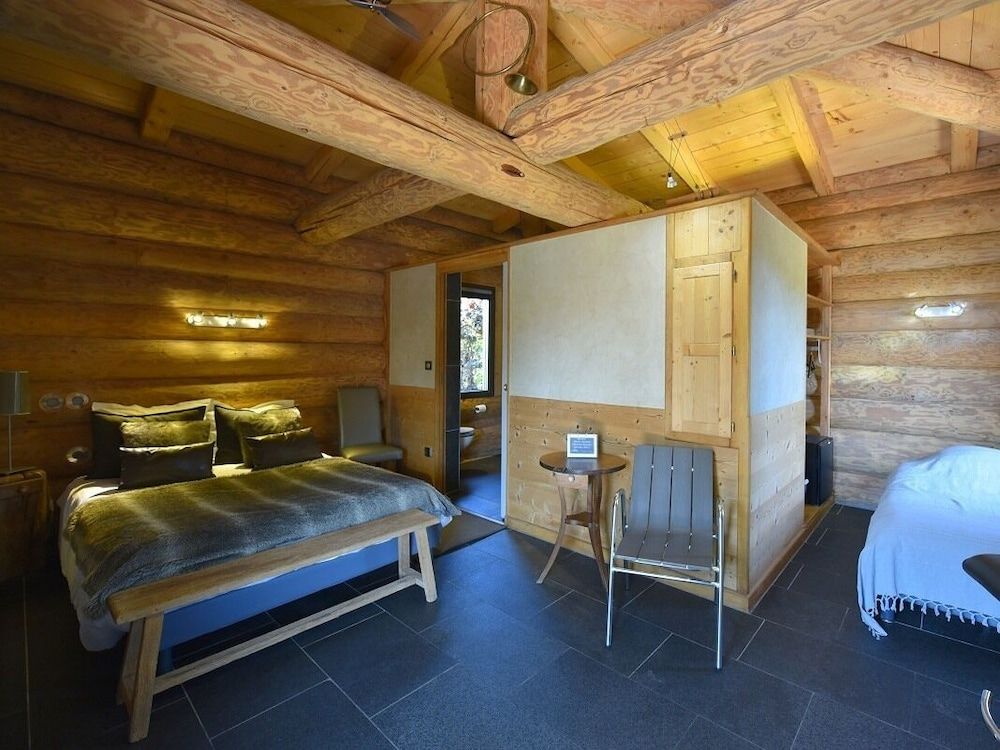 Les Chalets de Maramour 3