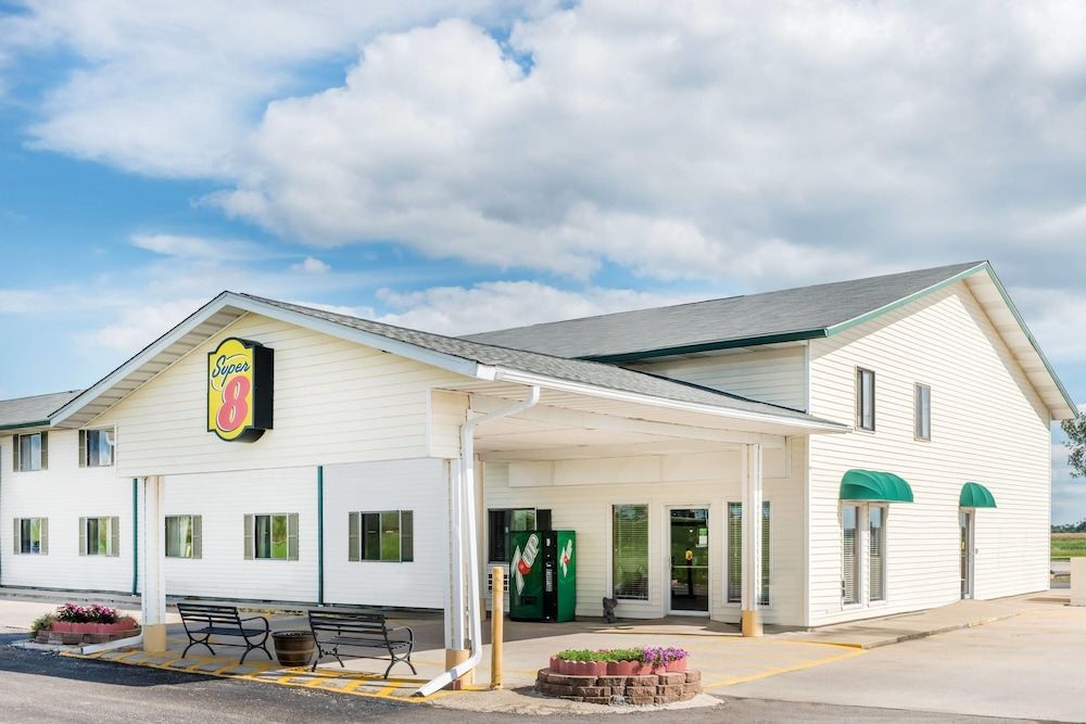 Super 8 by Wyndham Okawville 2 estrellas en Okawville