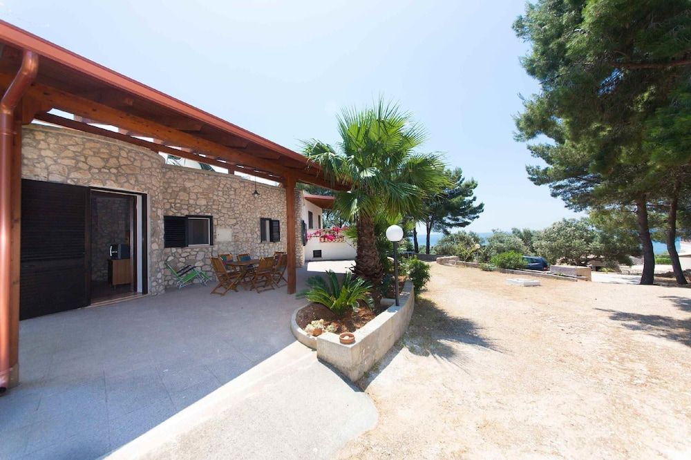 Trullo 1 - Cantoru -1 estrelas em Marina di Pescoluse