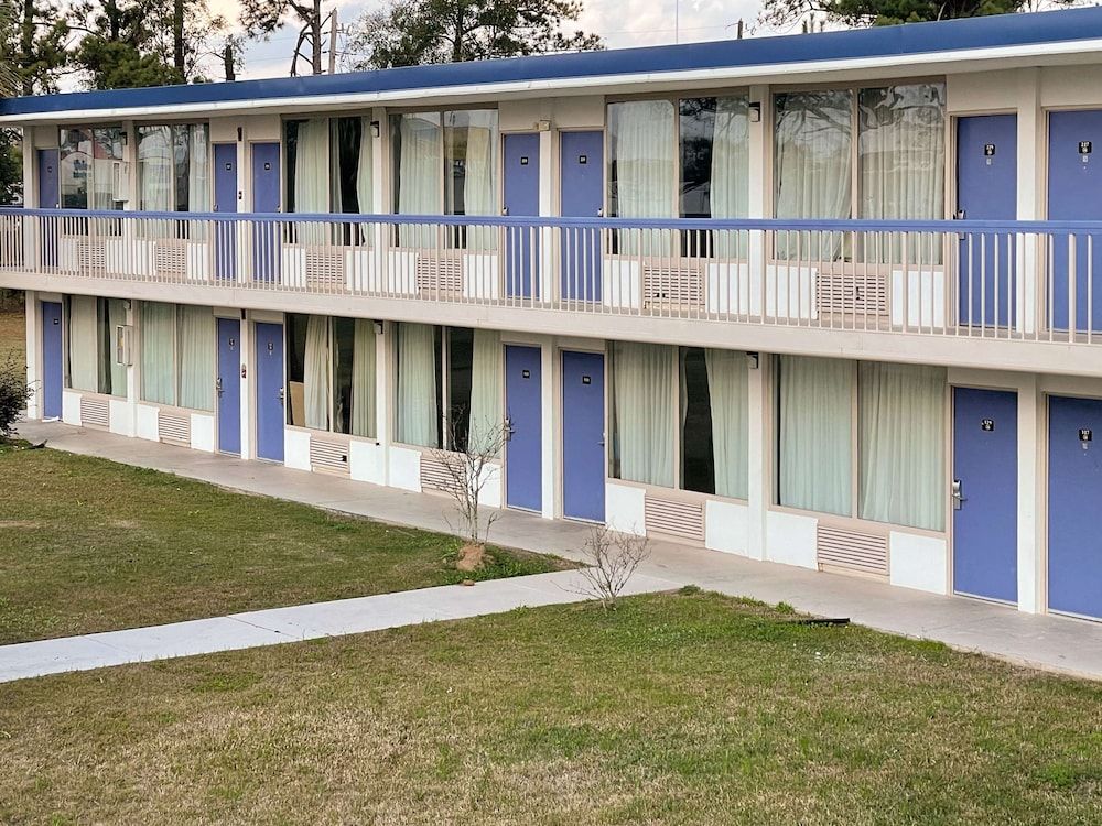 Motel 6 Marianna, FL 2 estrelas em Marianna