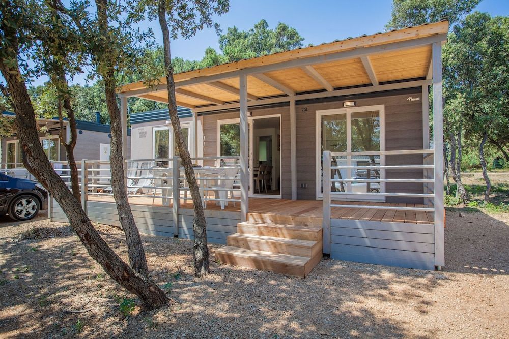 Mobile Homes Delta at Campsite Lopari -1 estrelas em Nerezine