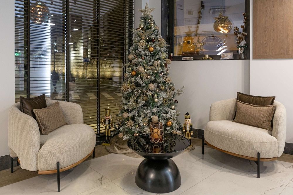 Anesis Hotel 3