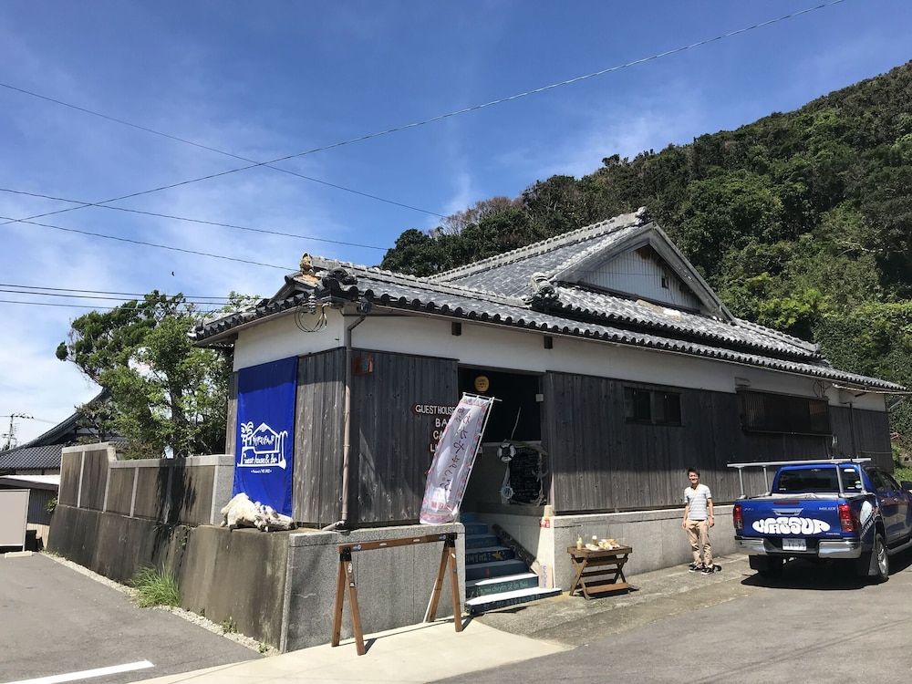 Guest House & Bar Diamond Head -1 estrellas en Mihama