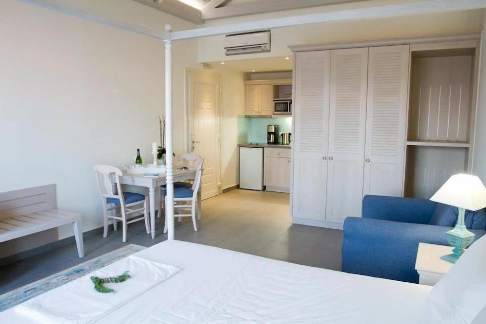 Thalassa Suites 2