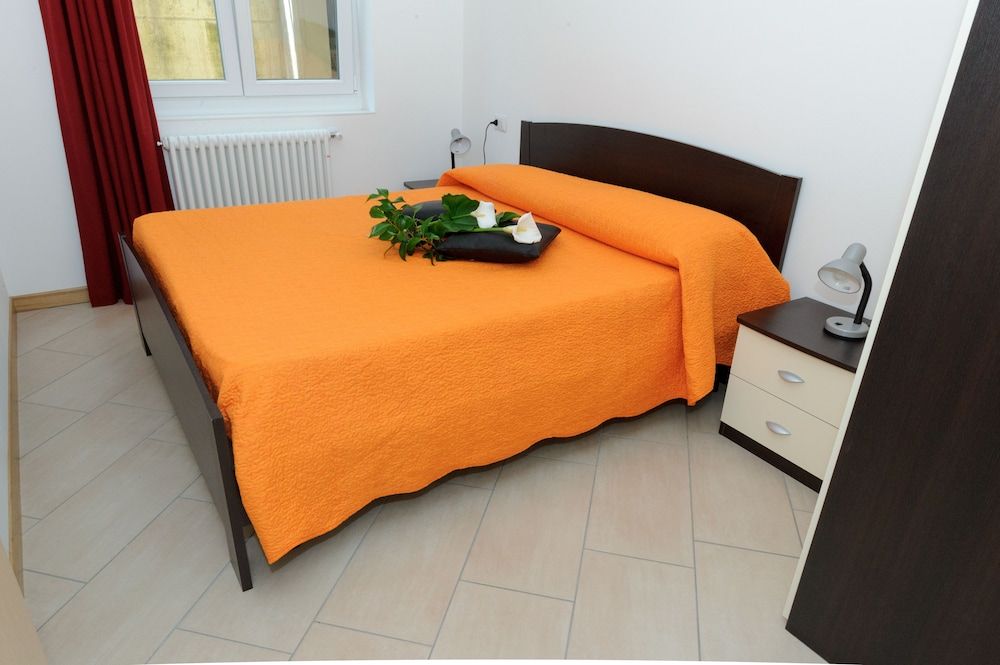 Residence Le Azalee 3