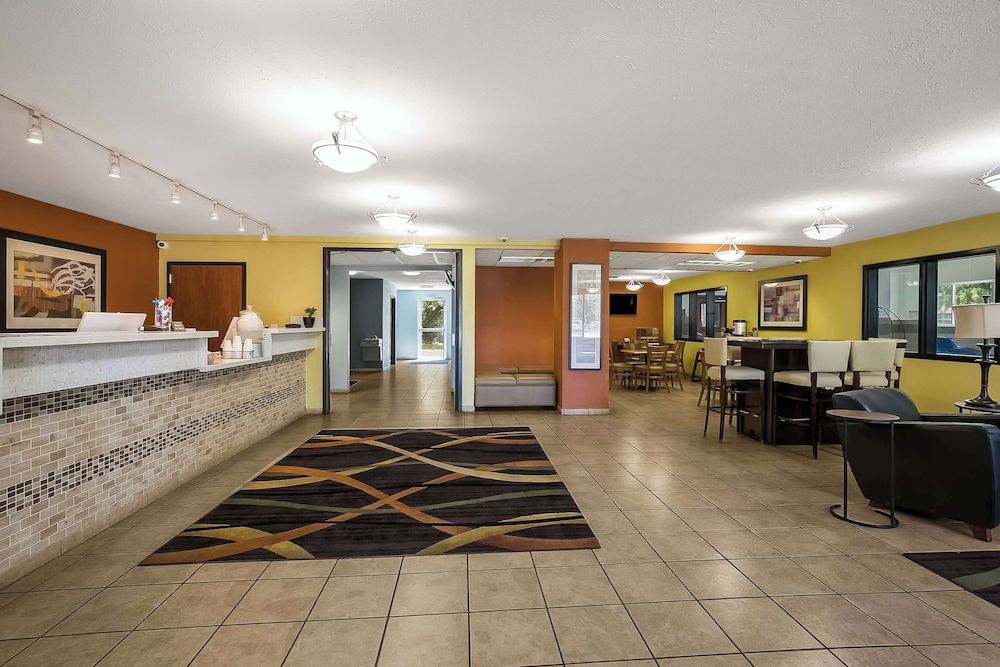 Americas Best Value Sandman Inn 3