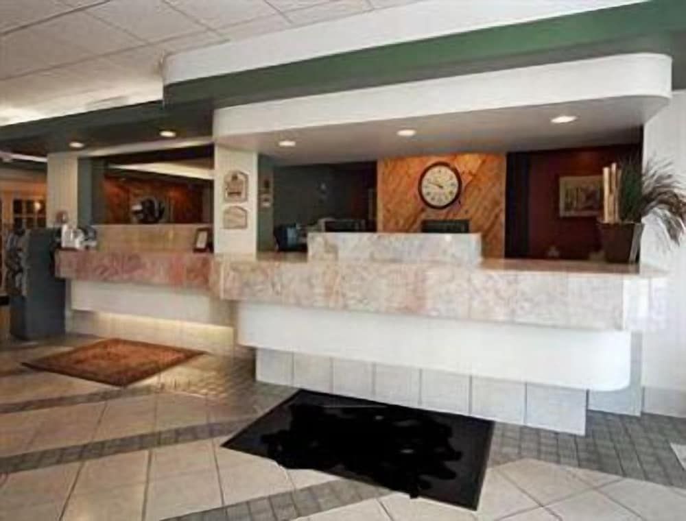 Days Inn by Wyndham Albion 3