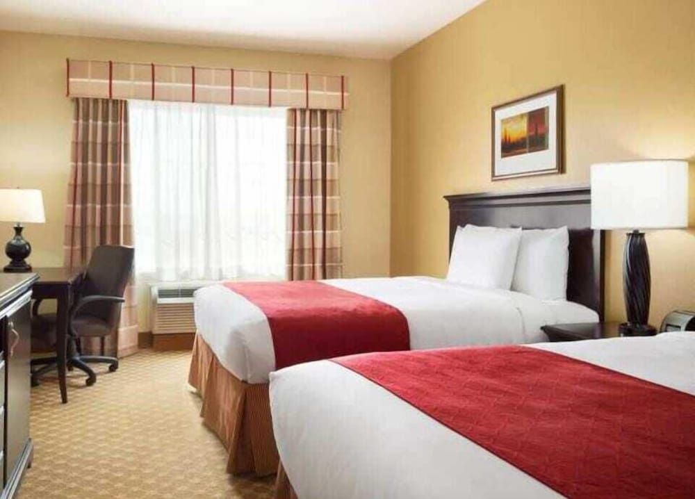 Country Inn & Suites by Radisson, Hiram, GA 2
