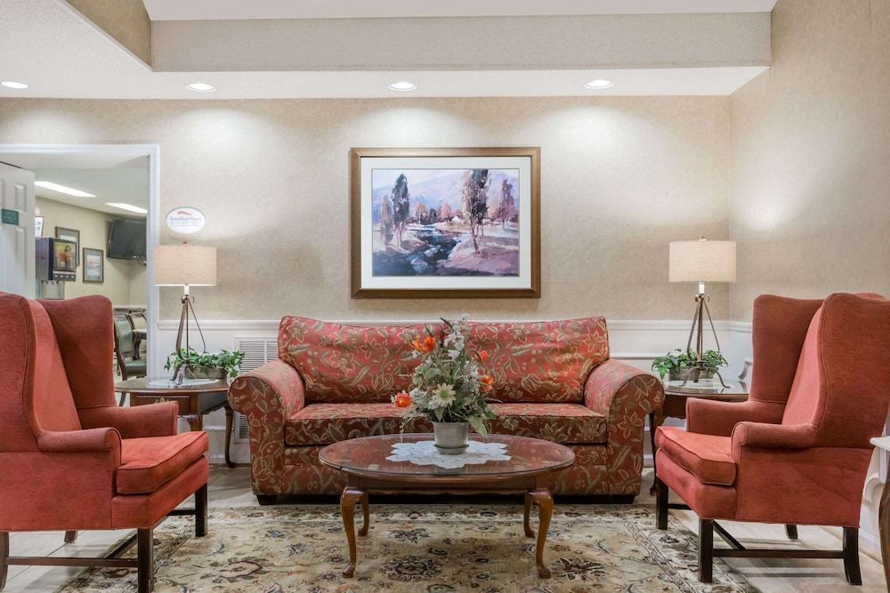 Baymont by Wyndham Waycross 2