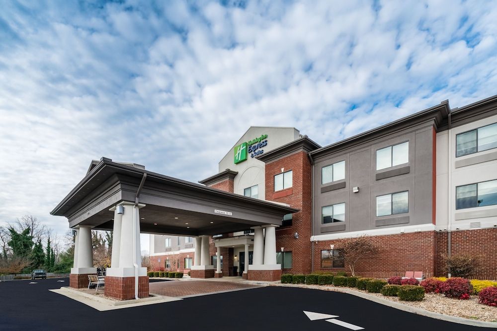 Holiday Inn Express Hotel & Suites Rocky Mount by IHG 3 estrellas en Rocky Mount