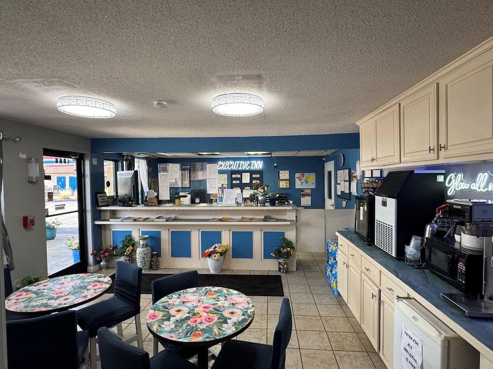 Executive Inn 2