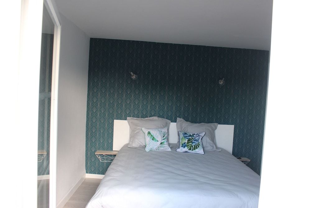 Chateau la Loge 3