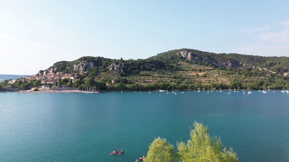 Camping Les Rives du Lac de Sainte Croix 3 estrellas en Bauduen
