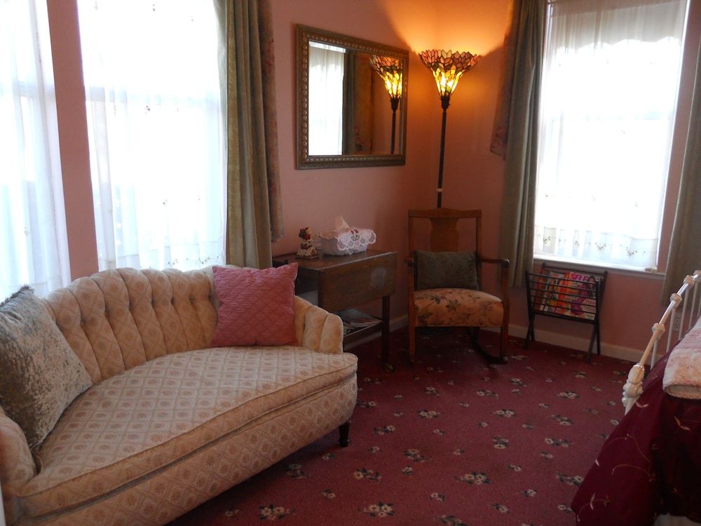 Pescadero Creek Inn 2