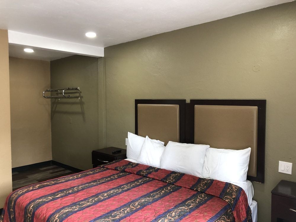 Haven Inn Of Chico 2