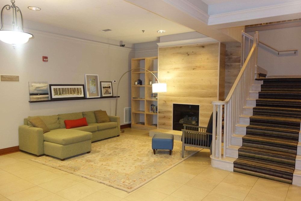 Country Inn & Suites by Radisson, Helen, GA 3