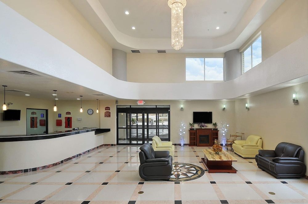 Ramada by Wyndham South Waco 2