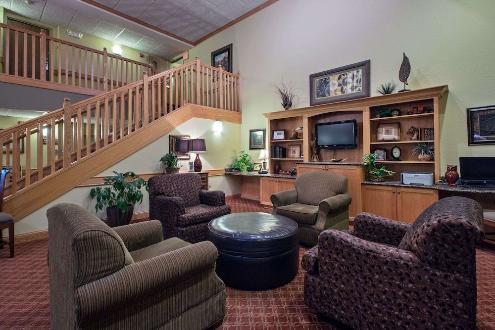AmericInn by Wyndham Newton 3