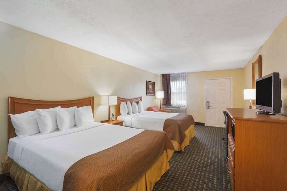 Days Inn by Wyndham Natchitoches 3