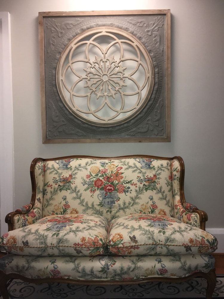 Harlem Stonegate B&B 2