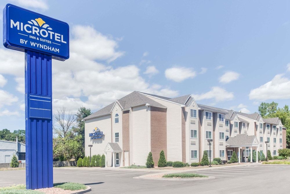 Microtel Inn & Suites by Wyndham Bath 3 estrellas en Bath