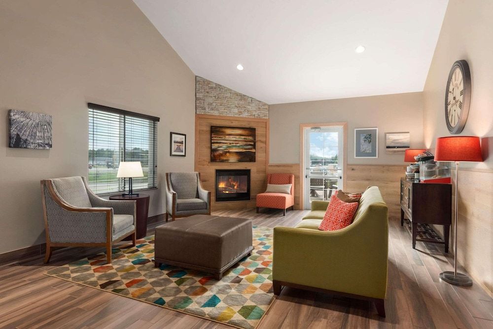 Country Inn & Suites by Radisson, Baxter, MN 3
