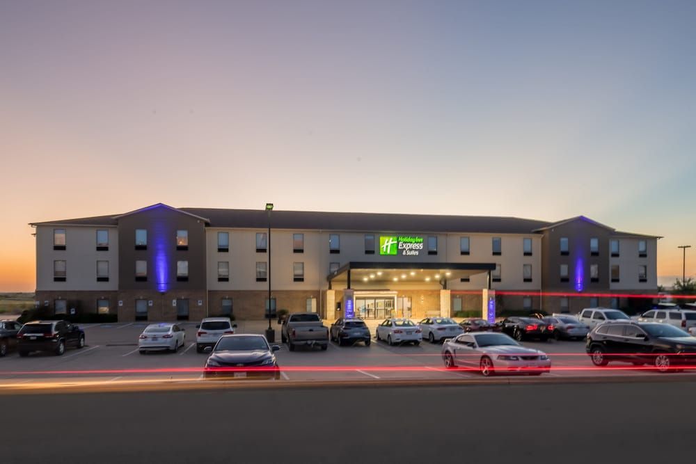 Holiday Inn Express & Suites N Waco Area - West by IHG 3 estrellas en West