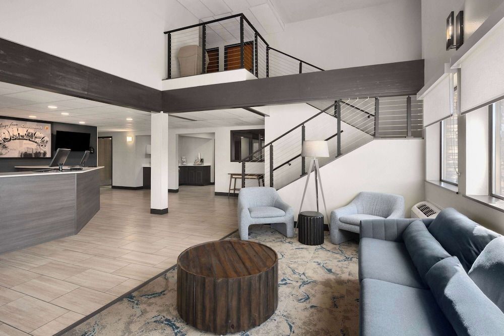 Super 8 by Wyndham Columbus 3