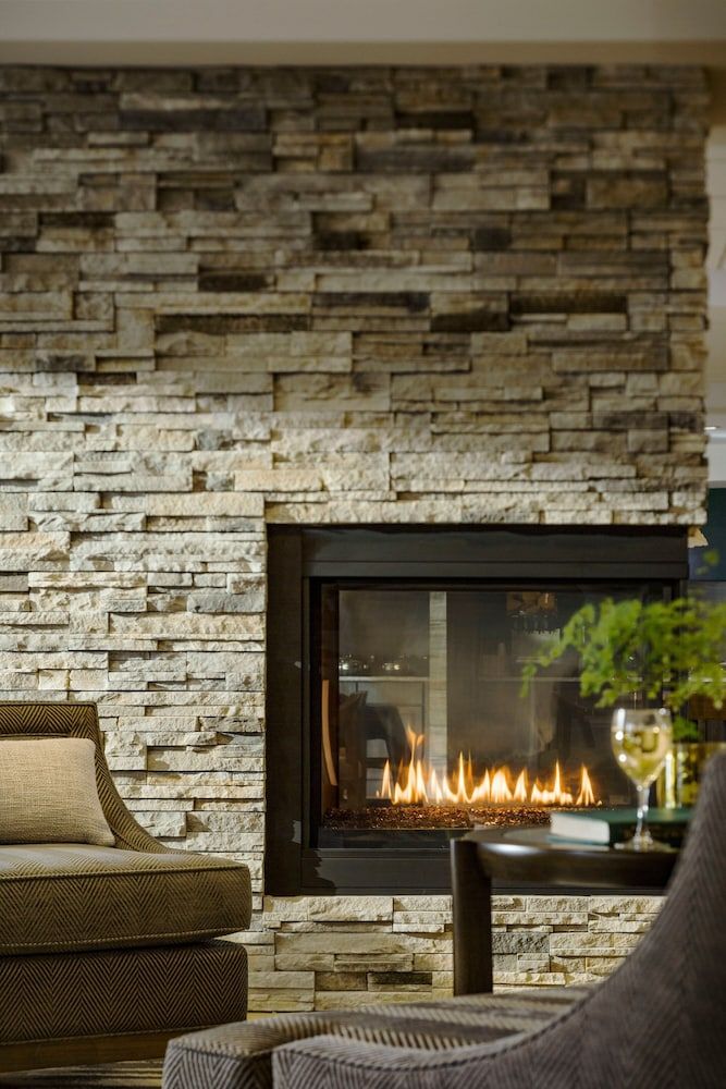 Fairfield Inn & Suites by Marriott Waterbury Stowe 2