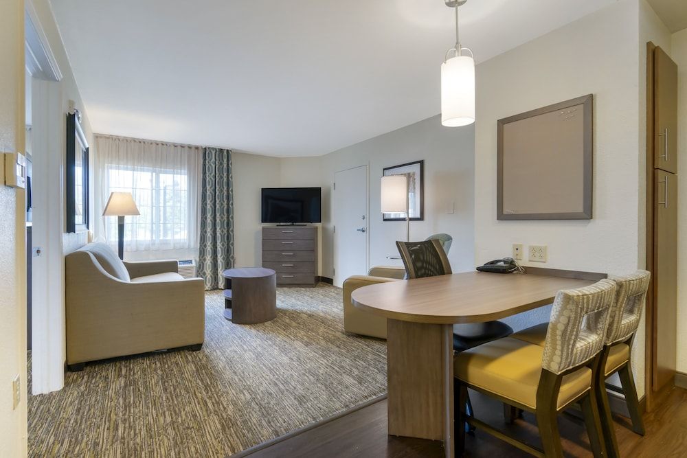 Candlewood Suites Reading by IHG 3