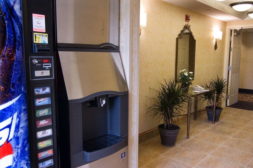 Hampton Inn Easton 2