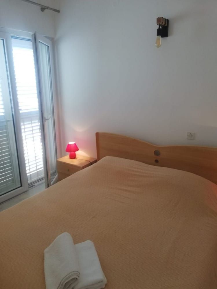 Apartments Mirela 2