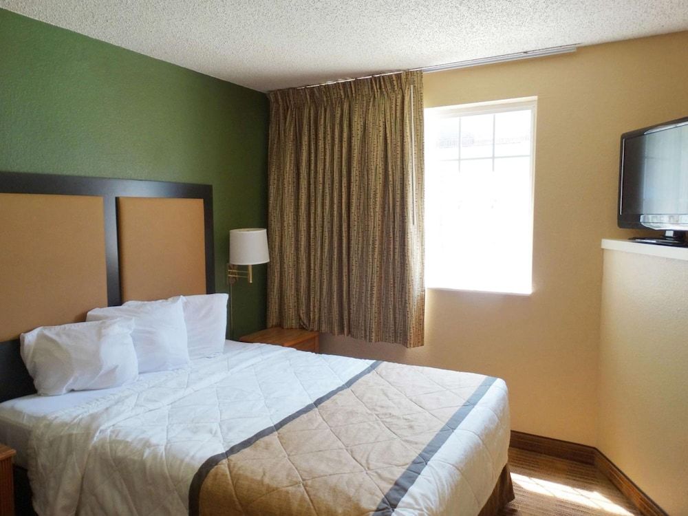 Studio 6 Corporate Extended Stay Philadelphia Malvern Swedesford Rd. PA 3