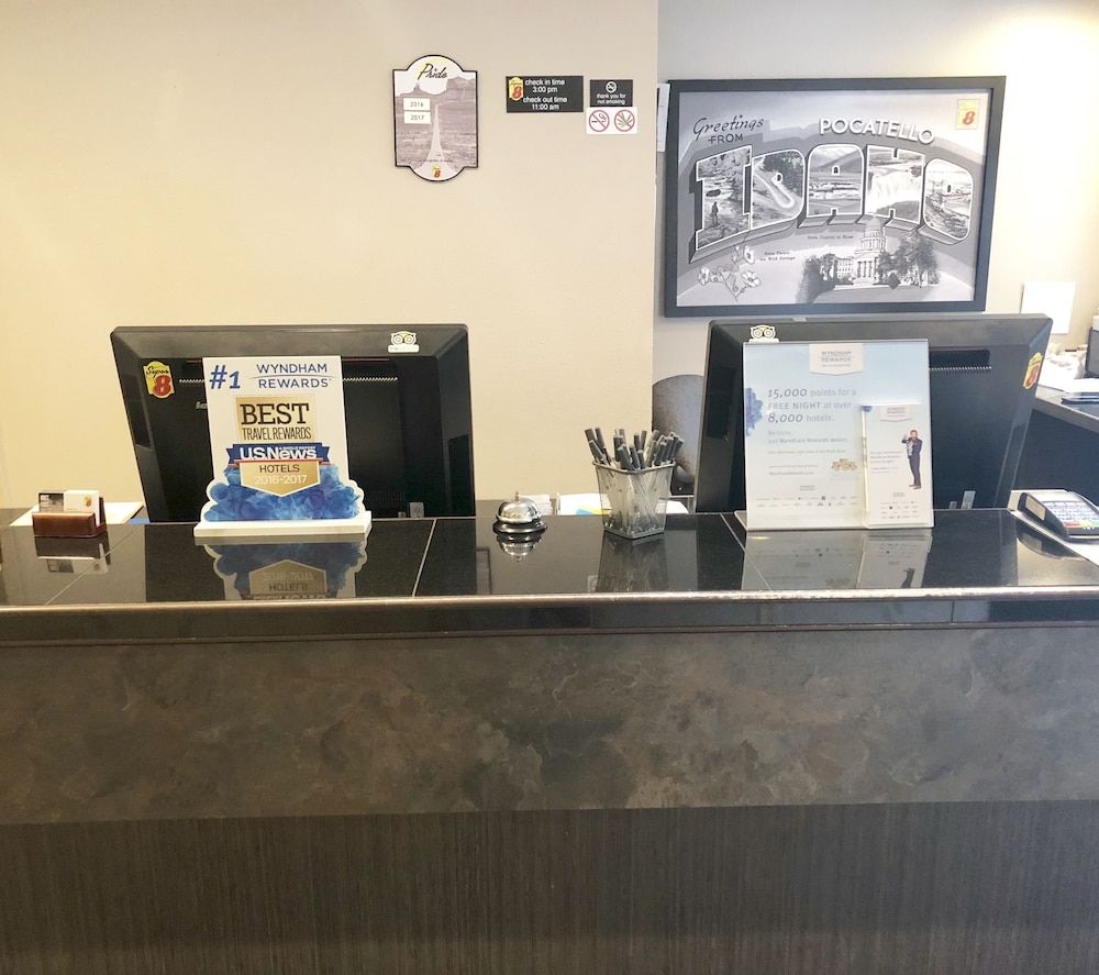 Super 8 by Wyndham Pocatello 3