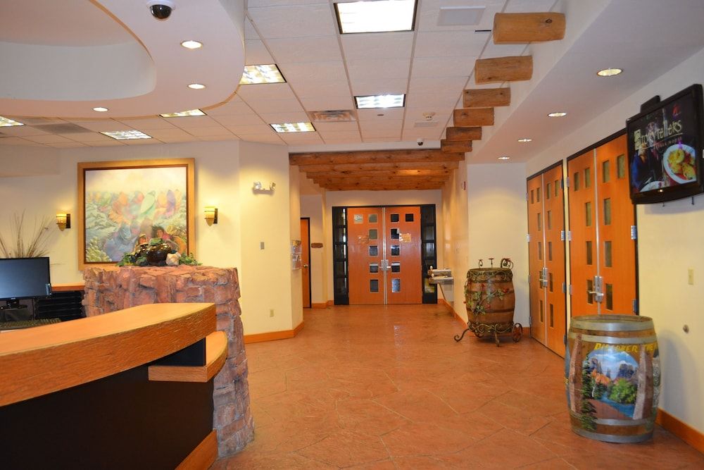 The Lodge at Cliff Castle Casino 3