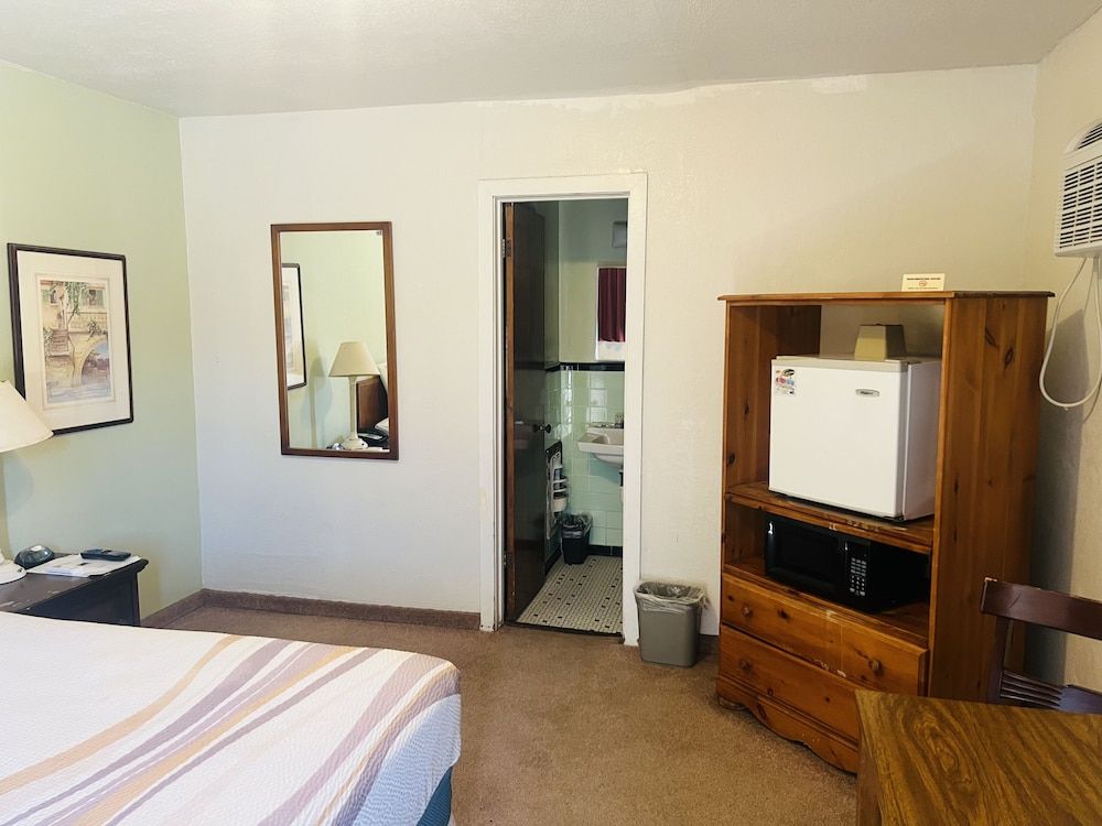 Budget INN 3