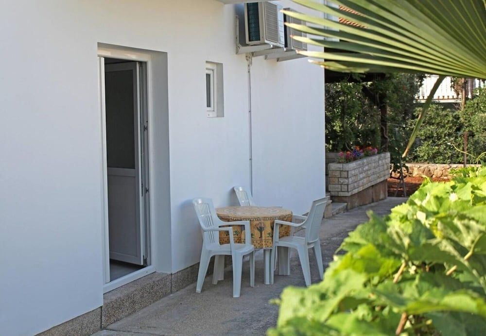 Apartments Vinko 2 étoiles à Vir