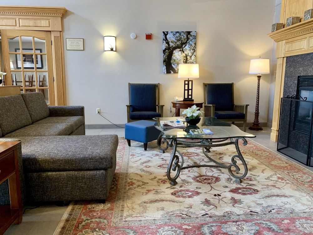 Country Inn & Suites by Radisson Kenosha - Pleasant Prairie 3