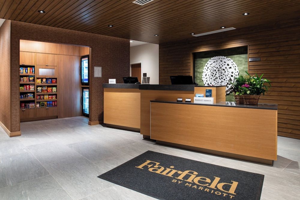 Fairfield Inn & Suites by Marriott Canton 2